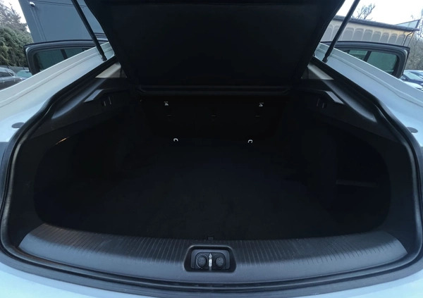 Opel Insignia cena 68900 przebieg: 142000, rok produkcji 2018 z Stronie Śląskie małe 704